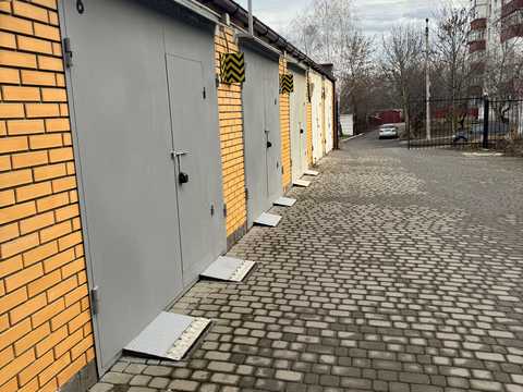паркоместо по адресу Озёрная ул., 14