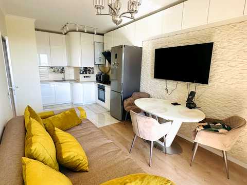 квартира за адресою Захисників Маріуполя вул. (Костромська), 73