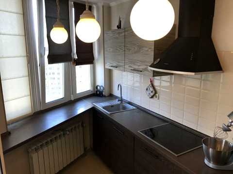 квартира за адресою Анни Ахматової вул., 30