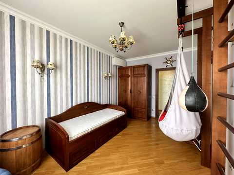 квартира за адресою Генуезька вул., 24д к.1-3
