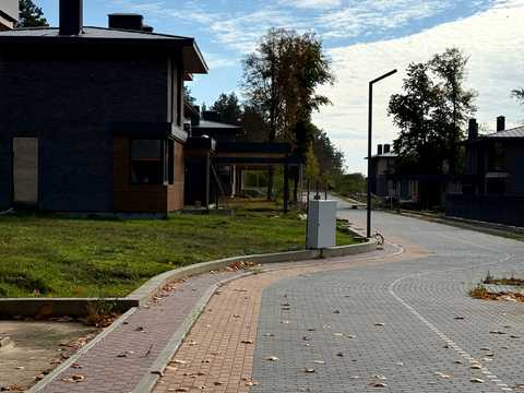 дом по адресу Лісова