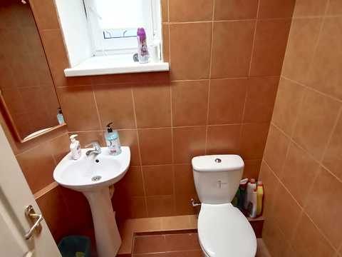 комерційна за адресою Велика Арнаутська вул., 121