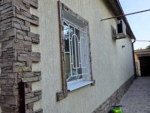 дом по адресу Квітнева ул.