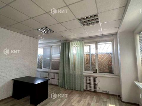 комерційна за адресою Харків, Аерокосмічний просп. (Гагаріна), 4