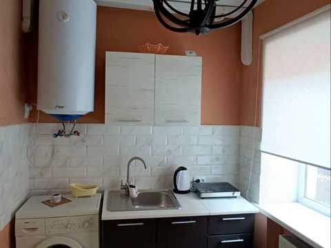 квартира за адресою Яворницького вул. (Комсомольський), 24