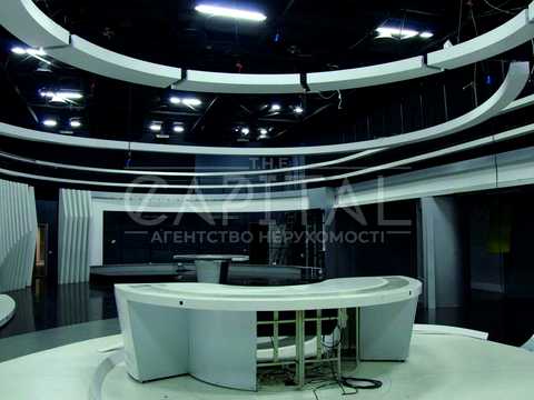 коммерческая по адресу Героїв Космосу ул., 7