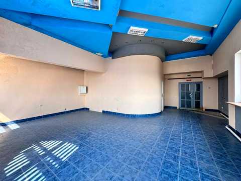 комерційна за адресою Галицька вул., 22