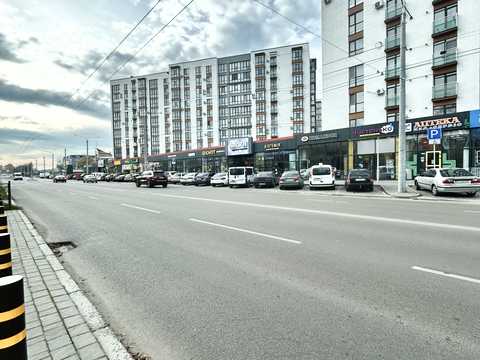комерційна за адресою Гетьмана Мазепи вул., 164в