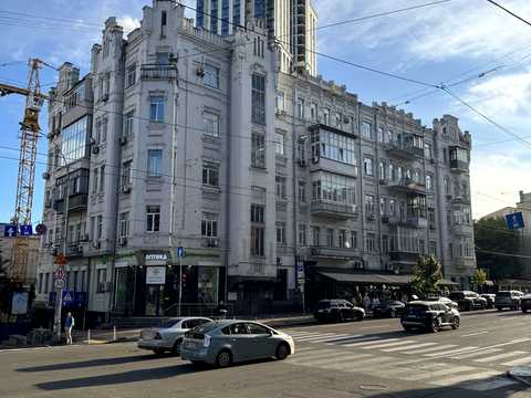 квартира за адресою Саксаганського вул., 33