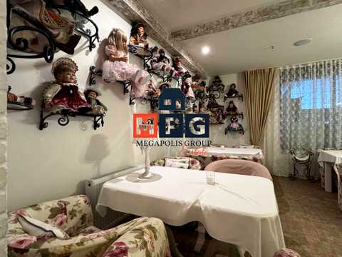 комерційна за адресою Науки вул., 77