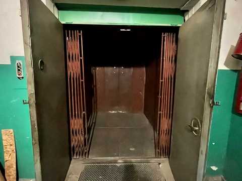 коммерческая по адресу Базавлуцкая ул. (Верещагіна), 107