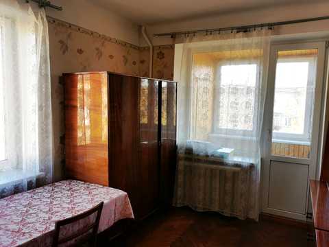 квартира за адресою Леоніда Каденюка просп. (Юрія Гагаріна), 3