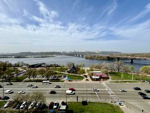 квартира за адресою Павла Тичини просп., 2