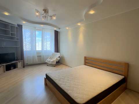 квартира по адресу Олены Пчилки ул., 5