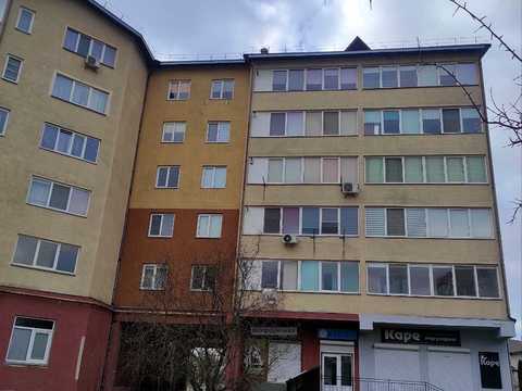 квартира за адресою Молодіжна вул., 54