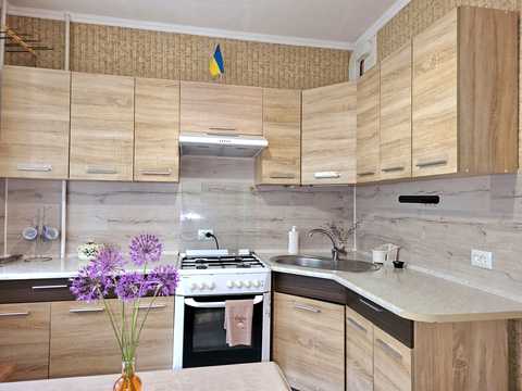 квартира за адресою Романа Шухевича вул. (Курчатова), 4