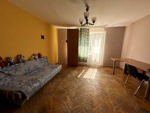 квартира за адресою Копилівська вул., 31