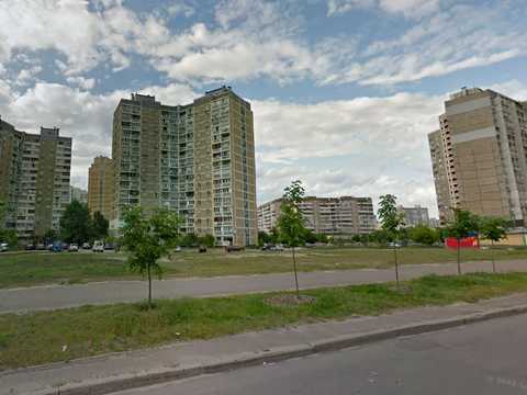 ділянка за адресою Анни Ахматової вул., 12