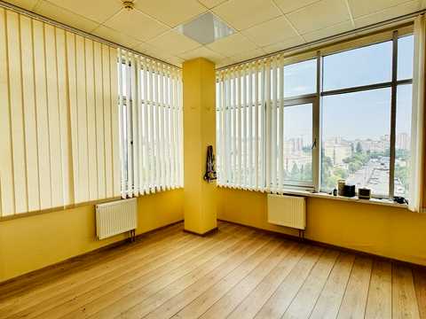 коммерческая по адресу Світлицького ул., 35