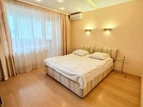 квартира за адресою Антоновича вул. (Горького), 88