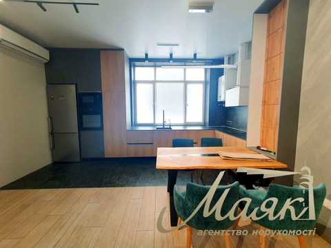 квартира за адресою Металургів просп., 8-А