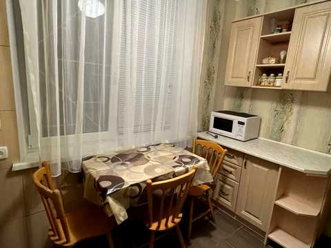 квартира по адресу Гвардейцев-Широнинцев ул., 65