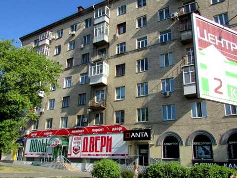 квартира за адресою Миколи Міхновського бульв. (Дружби народів), 7