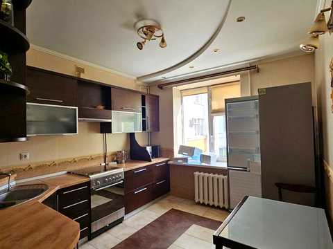 квартира за адресою Тополина вул., 18