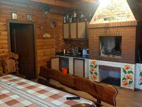 коммерческая по адресу лисова, 8
