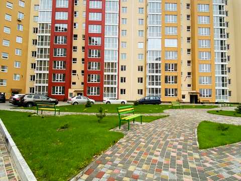 квартира за адресою Небесної Сотні, 53 В