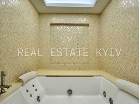 квартира за адресою Панаса Мирного вул., 28-А