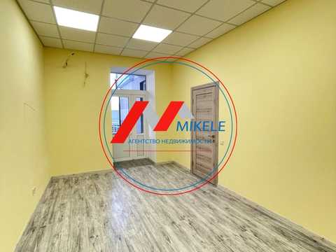 комерційна за адресою Академіка Вернадського бульв., 24