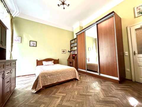 квартира по адресу Пекарська, 32