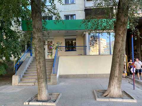 комерційна за адресою Героїв просп., 12