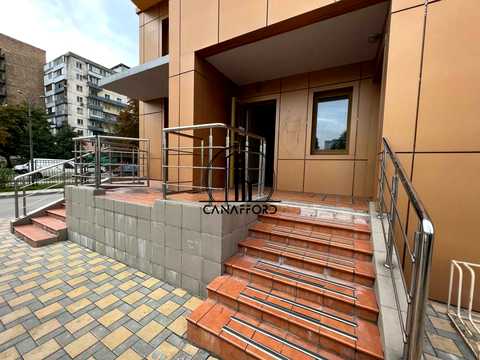комерційна за адресою Юрія Кондратюка вул., 5