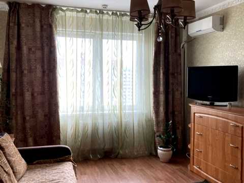 квартира по адресу Софии Русовой ул., 1-Б