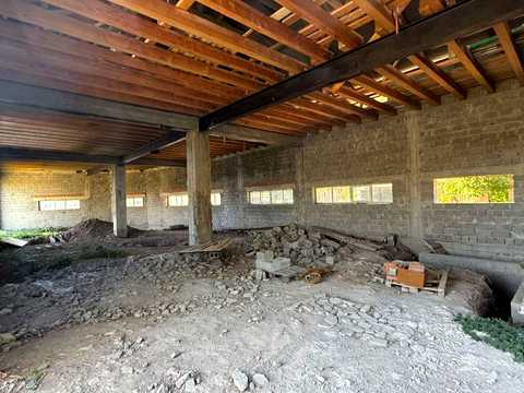 комерційна за адресою лаківська, 1
