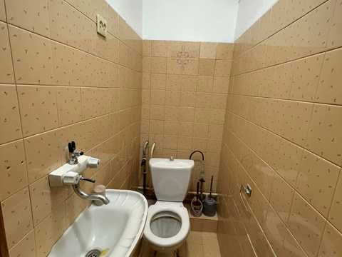 квартира за адресою Хмельницький, Зарічанська вул., 12а