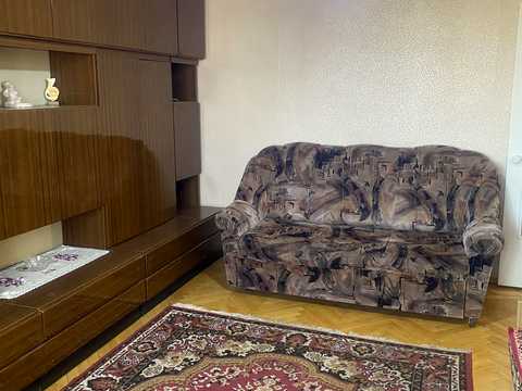 квартира за адресою Кирилівська вул. (Фрунзе), 152