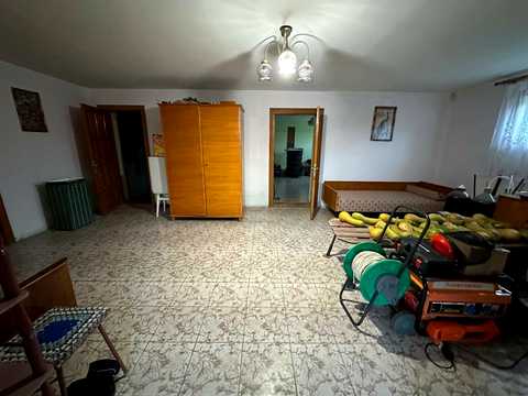будинок за адресою с. Угринів, Вільна