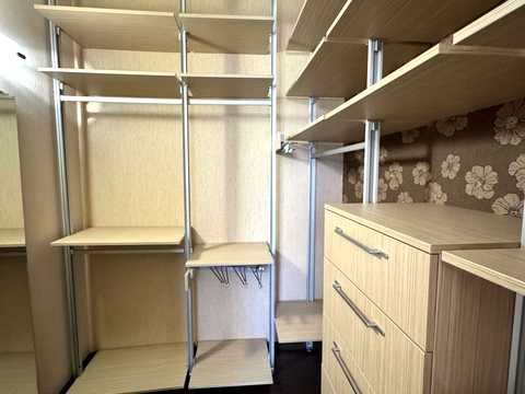 квартира по адресу Независимой Украины ул. (40 лет Советской Украины), 82