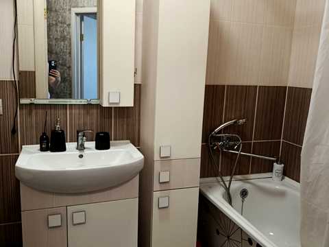 квартира за адресою Вереснева вул., 22-Б