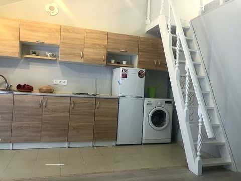 квартира за адресою Вишнева вул., 8