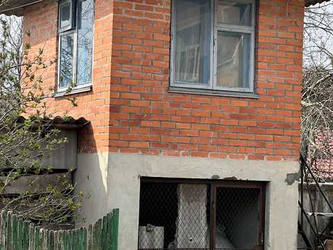 комерційна за адресою с. Бугрин, Богдана Хмельницького, 81