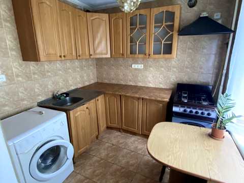 квартира за адресою Верховної Ради бульв., 29