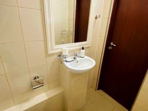 квартира за адресою Анни Ахматової вул., 16-Б
