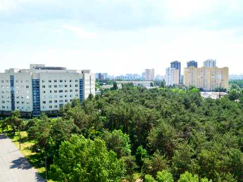 квартира за адресою Братиславська вул., 9-А