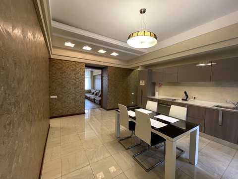 квартира за адресою Антоновича вул. (Горького), 9
