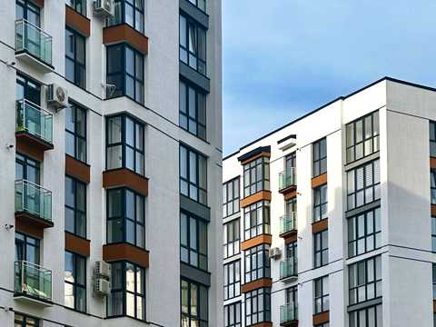 комерційна за адресою Гетьмана Мазепи вул., 164в