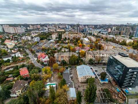 комерційна за адресою Миколи Міхновського бульв. (Дружби народів), 14-16